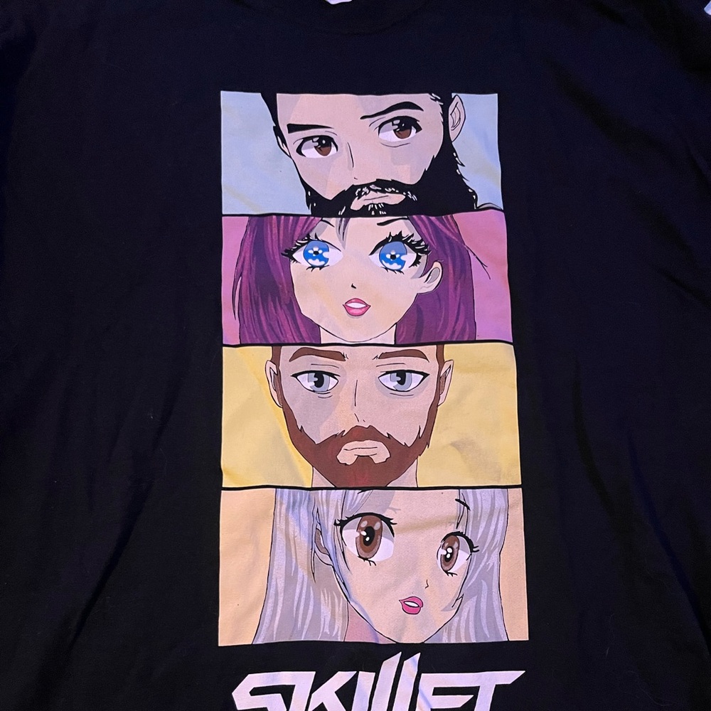 Black Graphic Tee